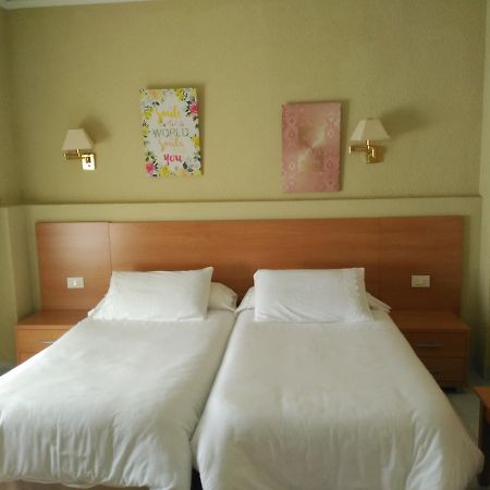 Casa Ovidio Guest House มอนตาเนคอส ภายนอก รูปภาพ