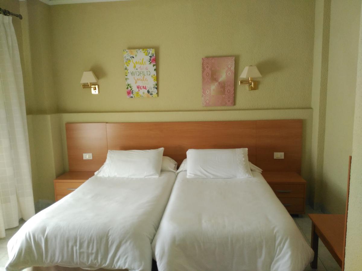 Casa Ovidio Guest House มอนตาเนคอส ภายนอก รูปภาพ
